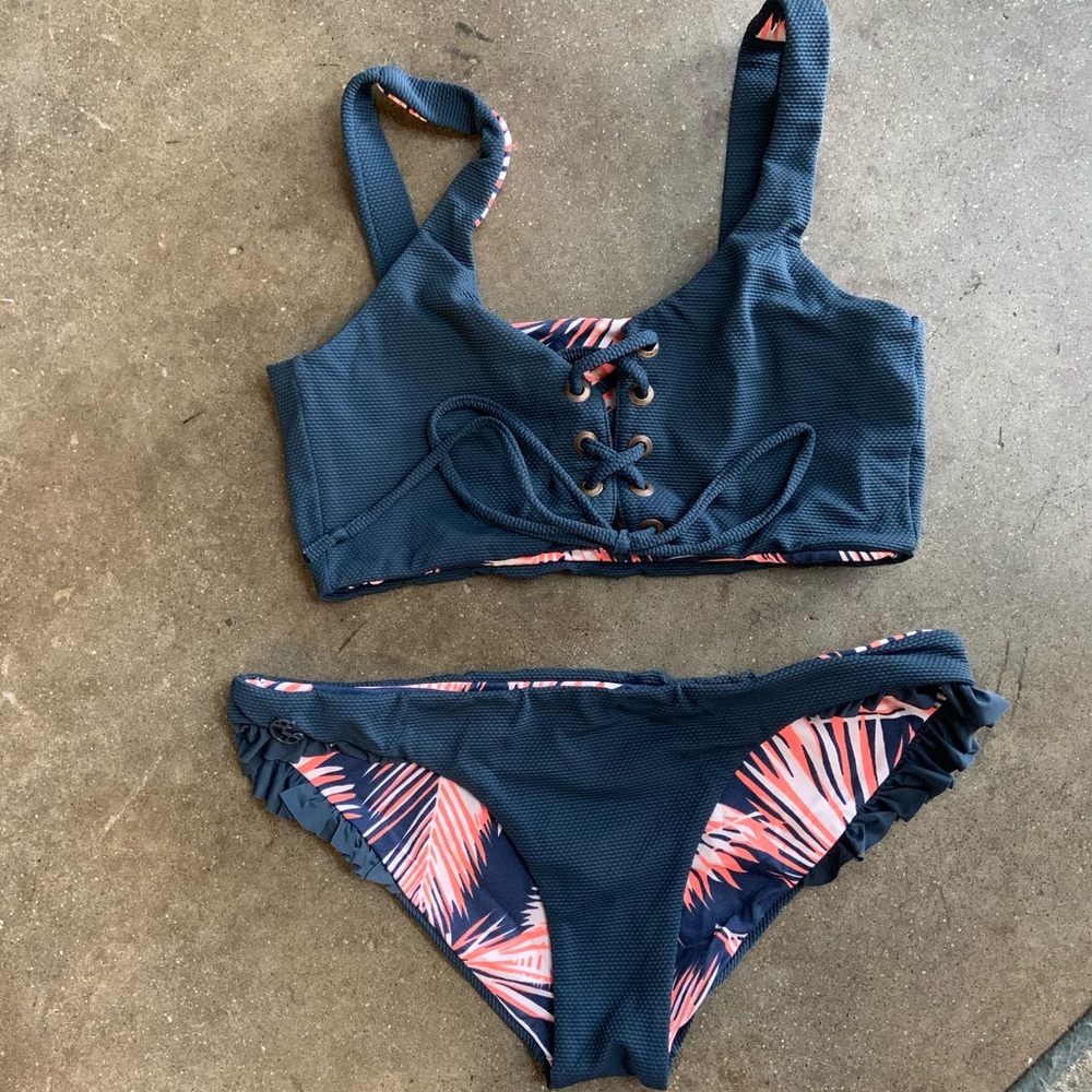 MAAJI SWIM - Reversible bikini top + bottom